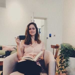 Meet your Posher, Julia